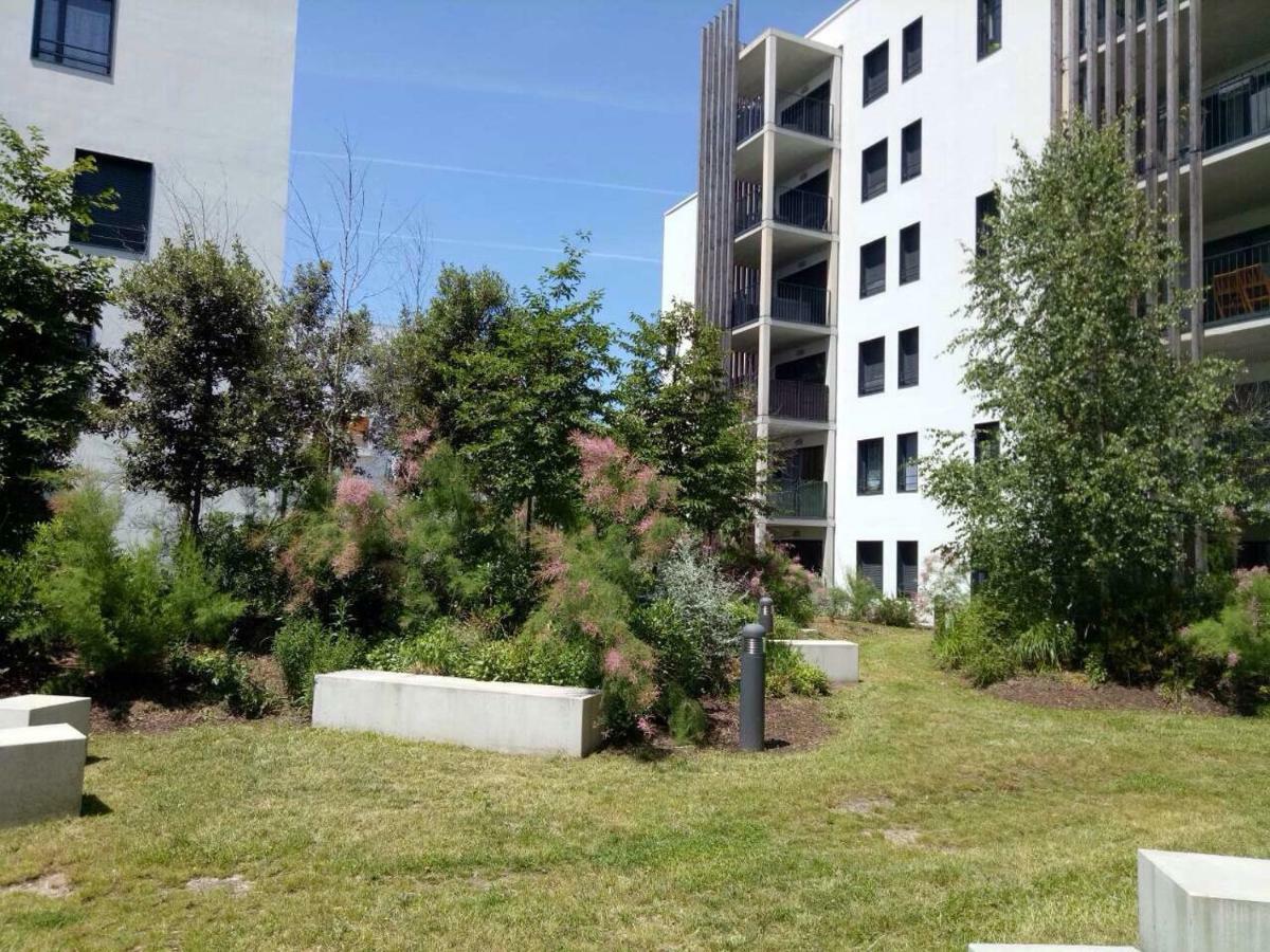 Bel Appartement T2 Pres Du Lac Avc Un Parking Prive Bordeaux Zewnętrze zdjęcie